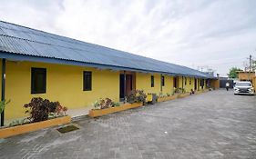 RedDoorz near Ekowisata Mangrove Belawan